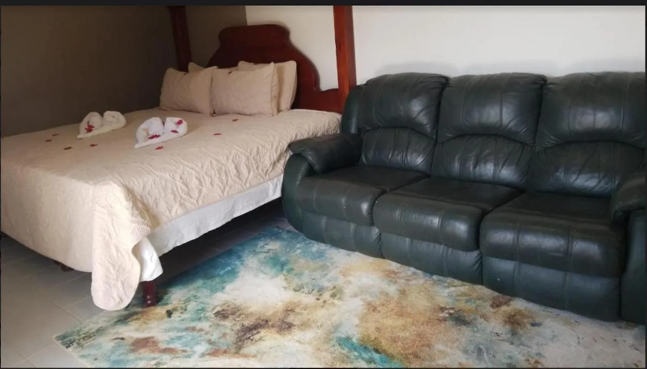 Boutique B&B At Stone Village Bluefields 0*,  자메이카