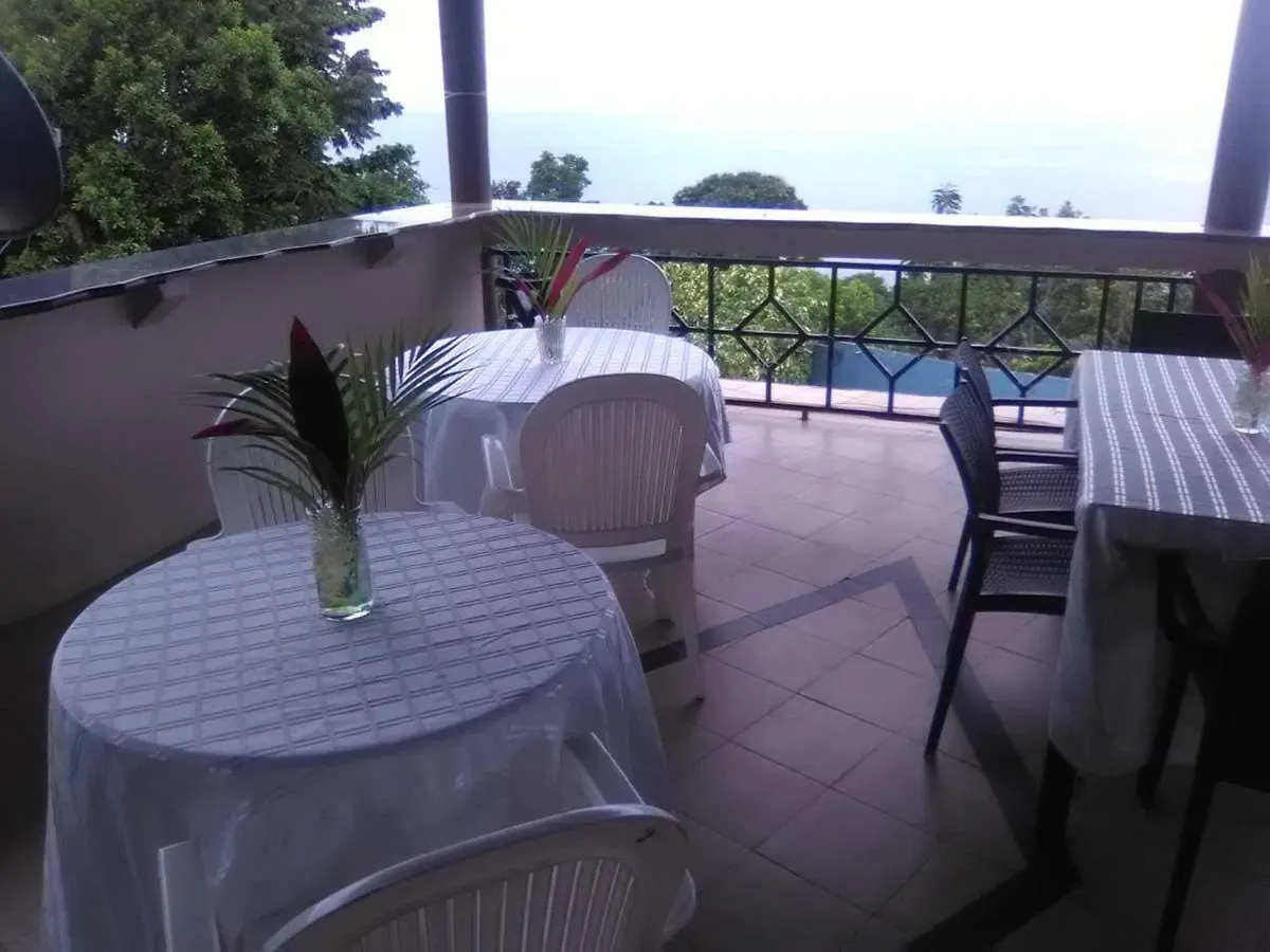 Bed & Breakfast Boutique B&B At Stone Village Bluefields